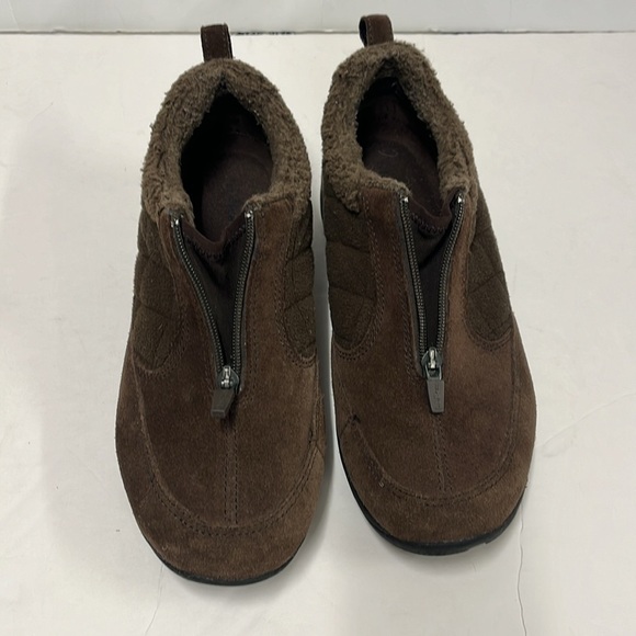 L.L. Bean Brown Suede Quilted Sherpa Zip Slip-on Prima loft Shoes Women's 9W - Picture 8 of 9
